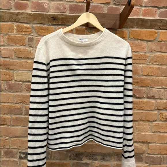 Reformation Cream Knit Sweater - Picture 3 of 5
